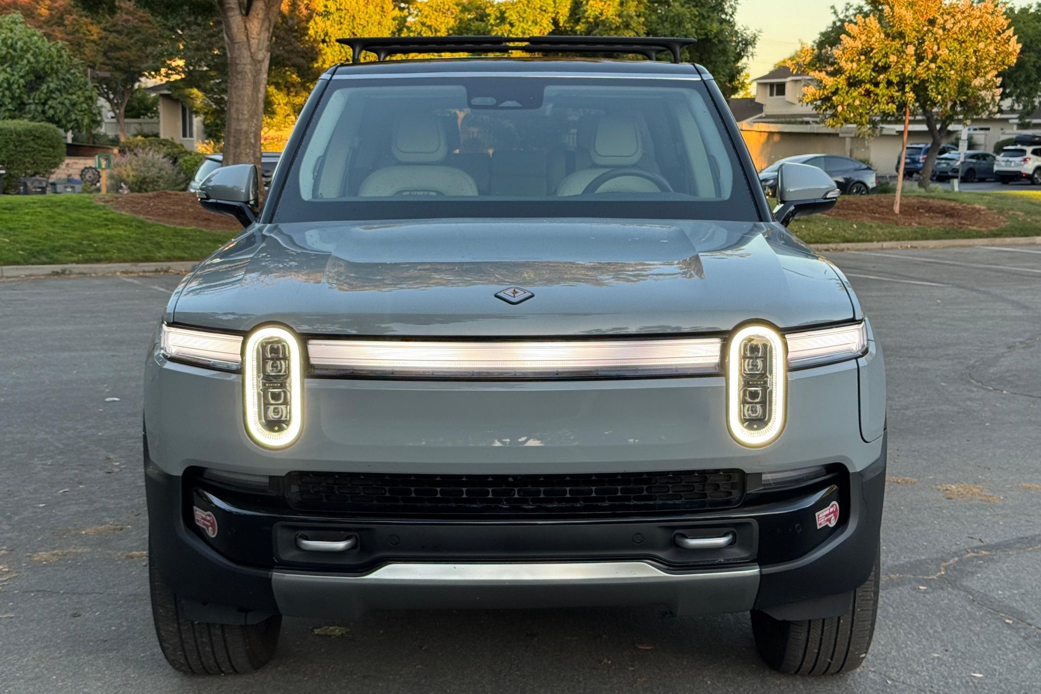 2025 Rivian R1S Adventure Edition